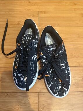 adidas Women's Black Floral Low-Top Sneakers